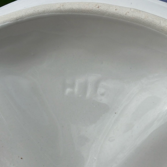 California Pottery USA H16 White Porcelain Pumkin Soup Tureen w. Lid & Laddle - Picture 12 of 17